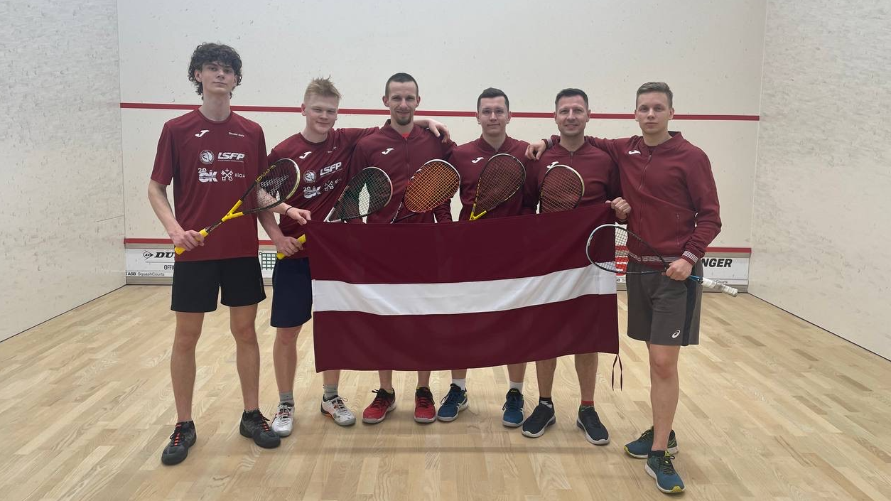 Latvijas vīriešu izlase gūst pieredzi Eiropas komandu turnīrā skvošā