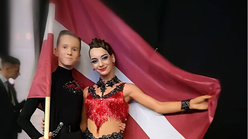 Latvijas junioru pāris iekļūst desmitniekā pasaules čempionātā 10 dejās
