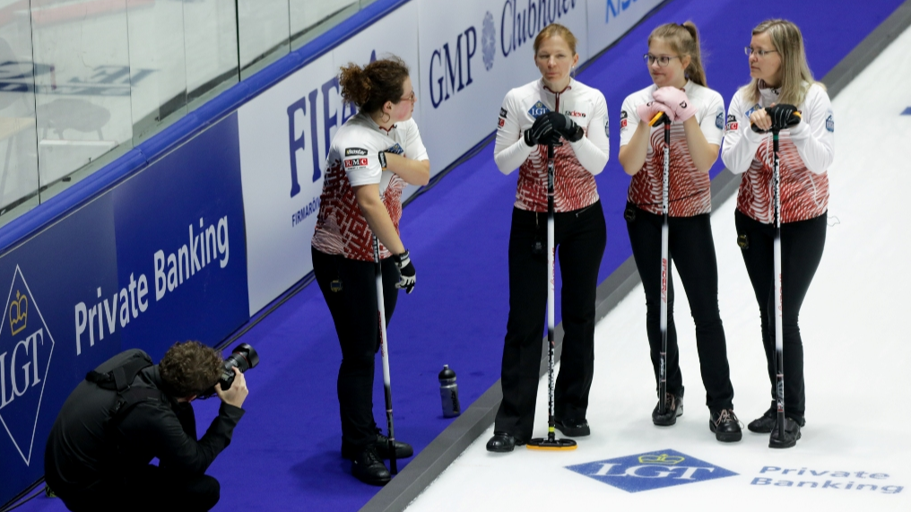 Latvijas kērlingisti gatavi startam Eiropas čempionātā Zviedrijā