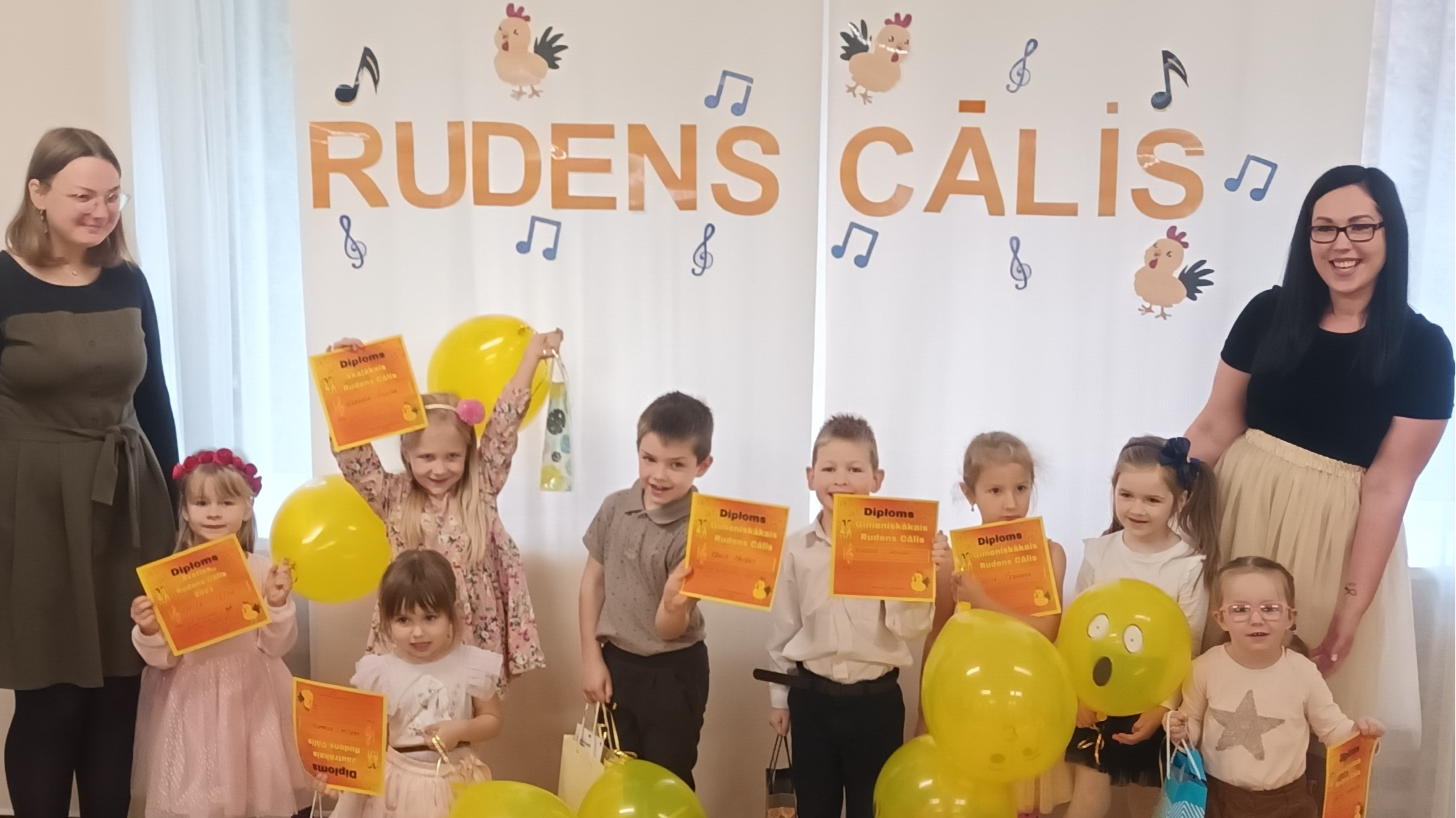 “Avotiņā” norisinājies dziedātāju konkurss “Rudens cālis – 2023”