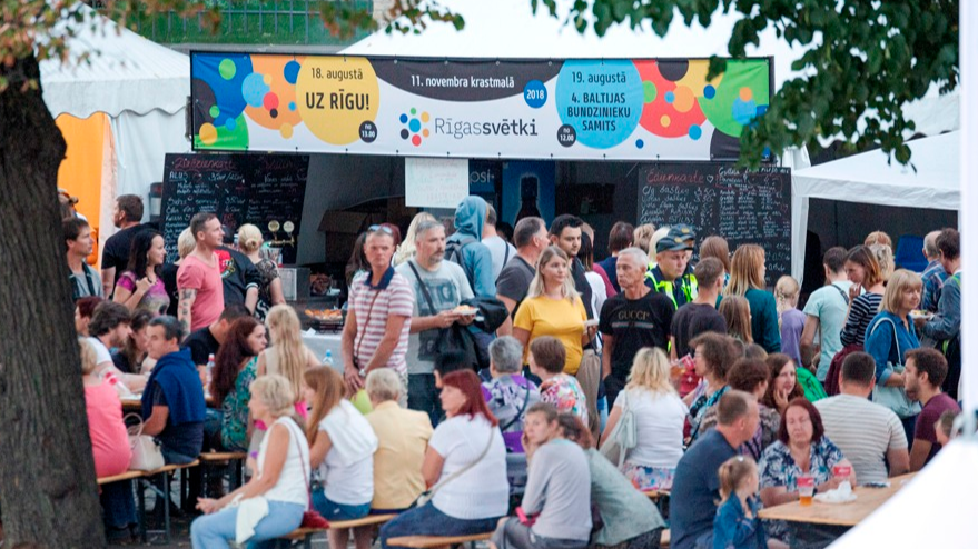 Publisku pasākumu rīkošana un ielu tirdzniecība: kā pieteikties?