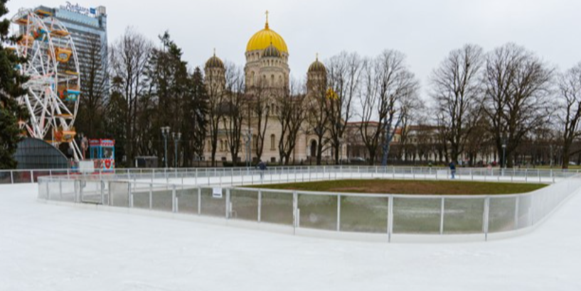 Rīgā atklās publisko slidotavu Esplanādē