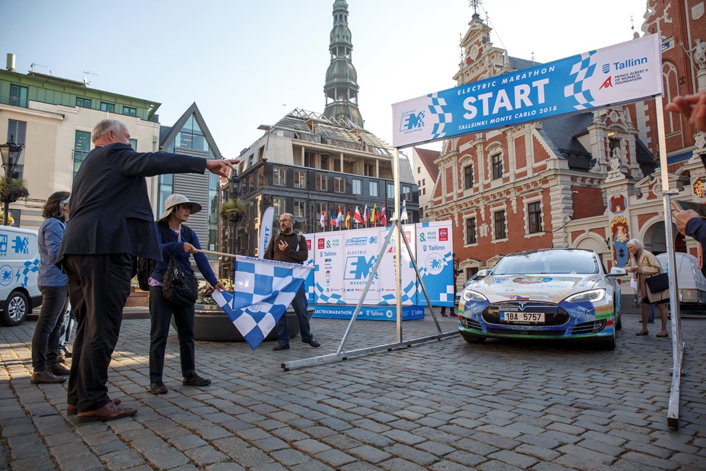 Dots starts Starptautiskā elektromobiļu maratona Latvijas posmam