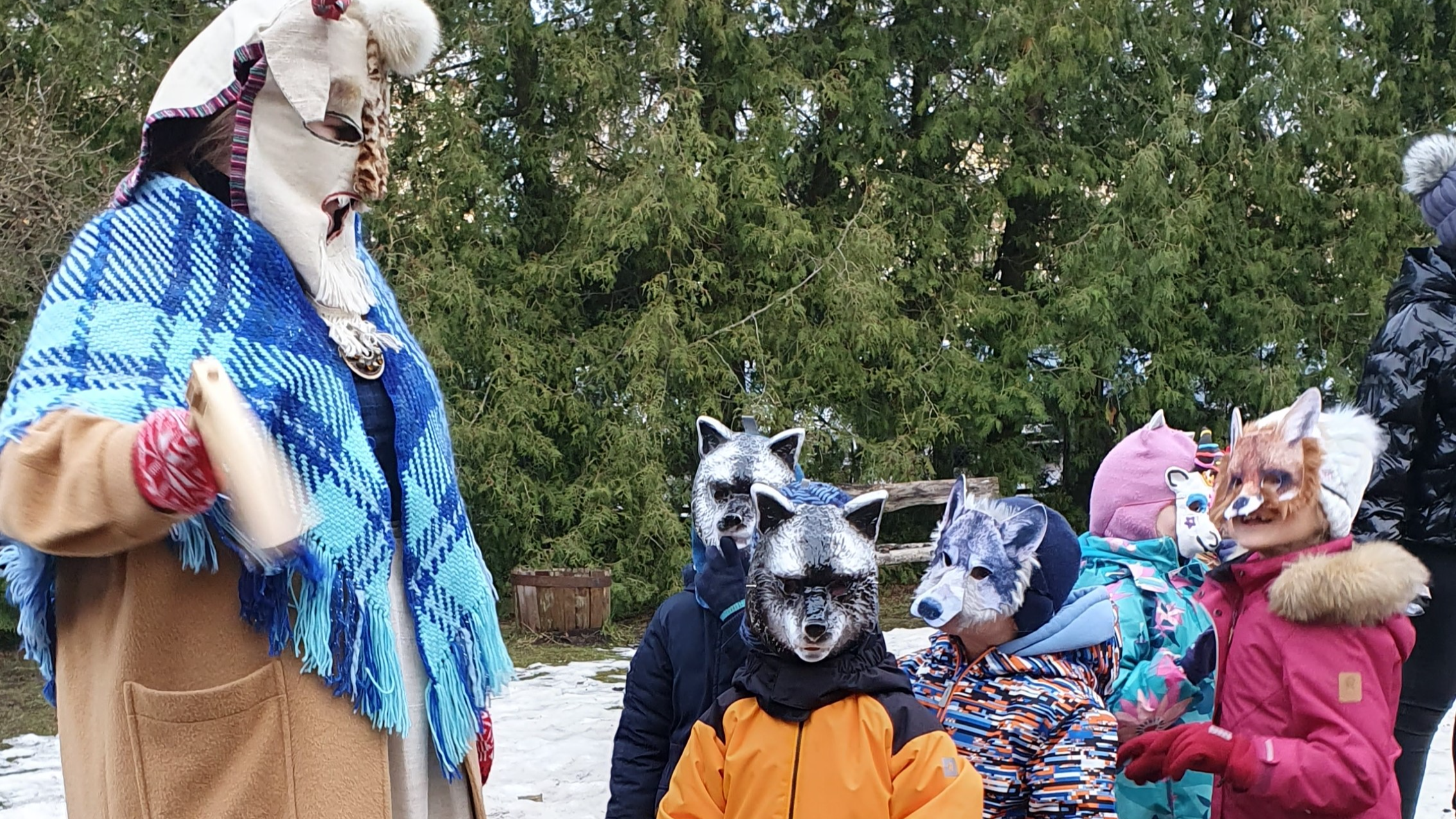 Bluķa vilkšanas tradīcija bērnudārzā “Dzirnaviņas”