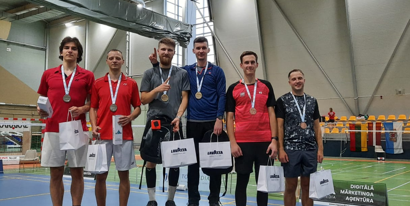 Noslēdzies Rīgas atklātais čempionāts badmintonā