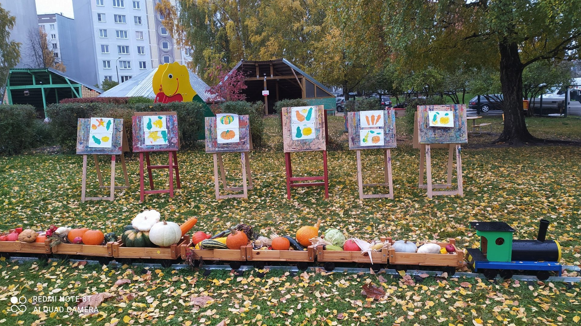 Rudens izstāde «Rudentiņš- bagāts vīrs, atved pilnu vilcieniņ'»