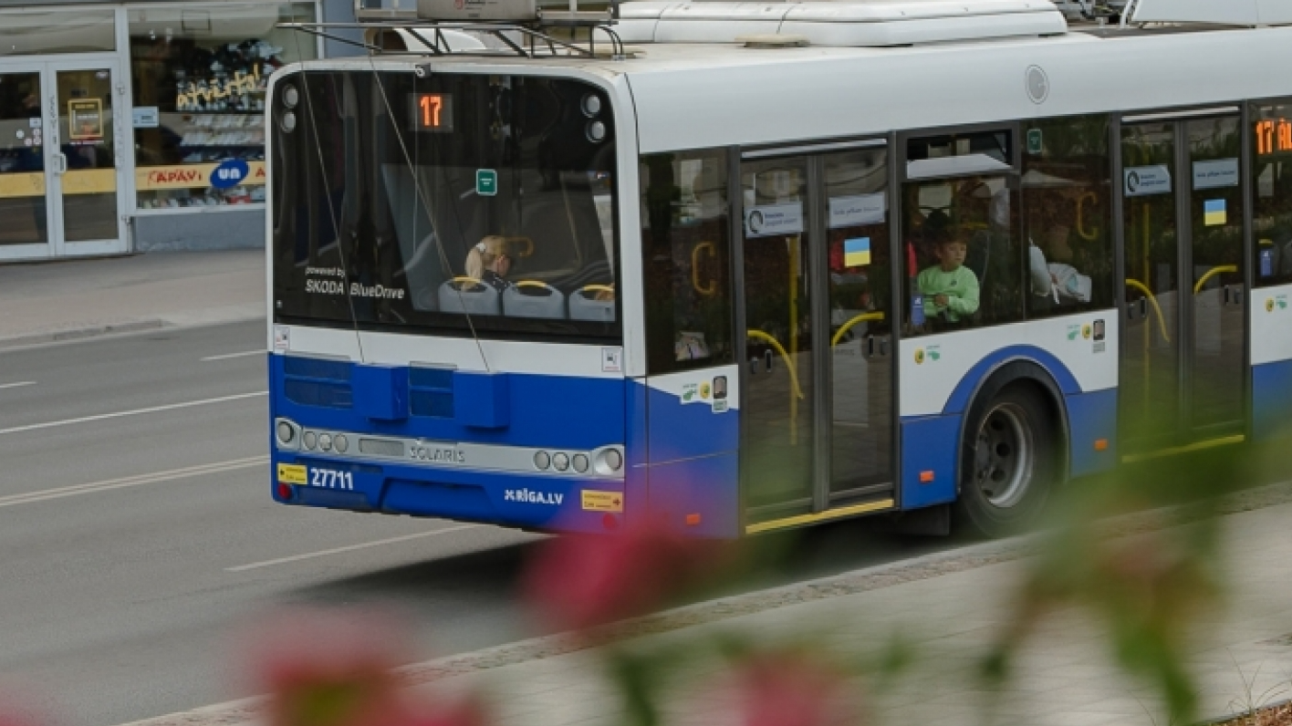 Mācību gada sākumā aicina pārvietoties ar sabiedrisko transportu 