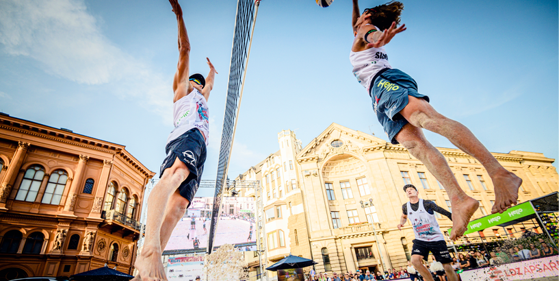 Pludmales volejbols atkal Rīgas centrā