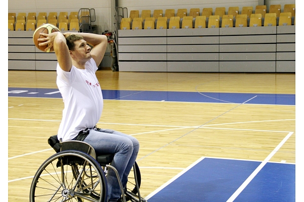 Izsludina konkursu par finansiālu atbalstu sporta pasākumu organizēšanai cilvēkiem ar īpašām vajadzībām