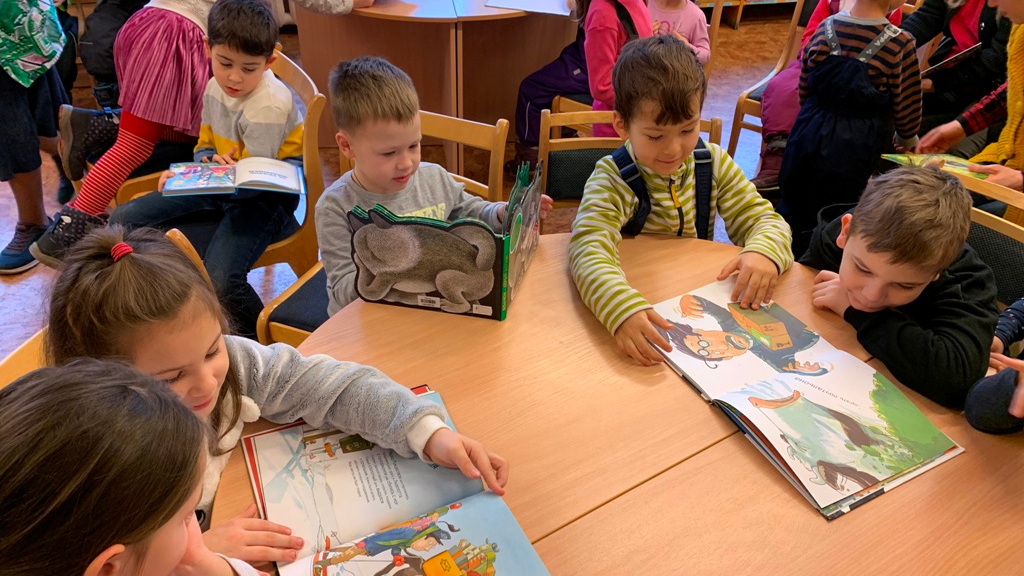 Ceļojums grāmatu pasaulē