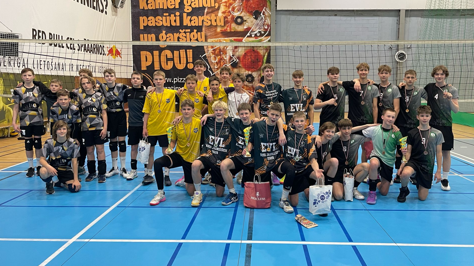 Volejbola turnīrs "EVL kauss jauniešiem" noslēdzies