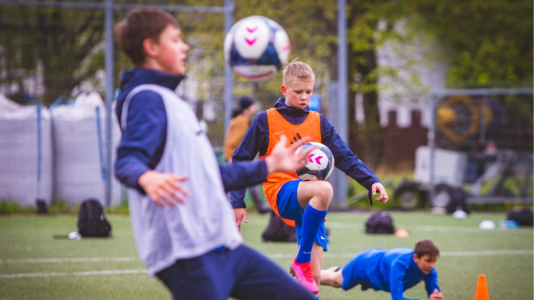 Jaunie futbolisti uzsāk treniņnodarbības