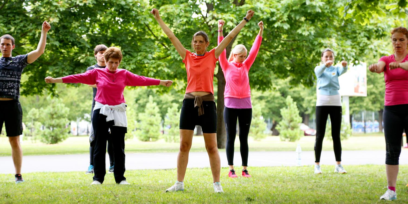 Rīdziniekiem pieejamas bezmaksas sporta nodarbības brīvā dabā