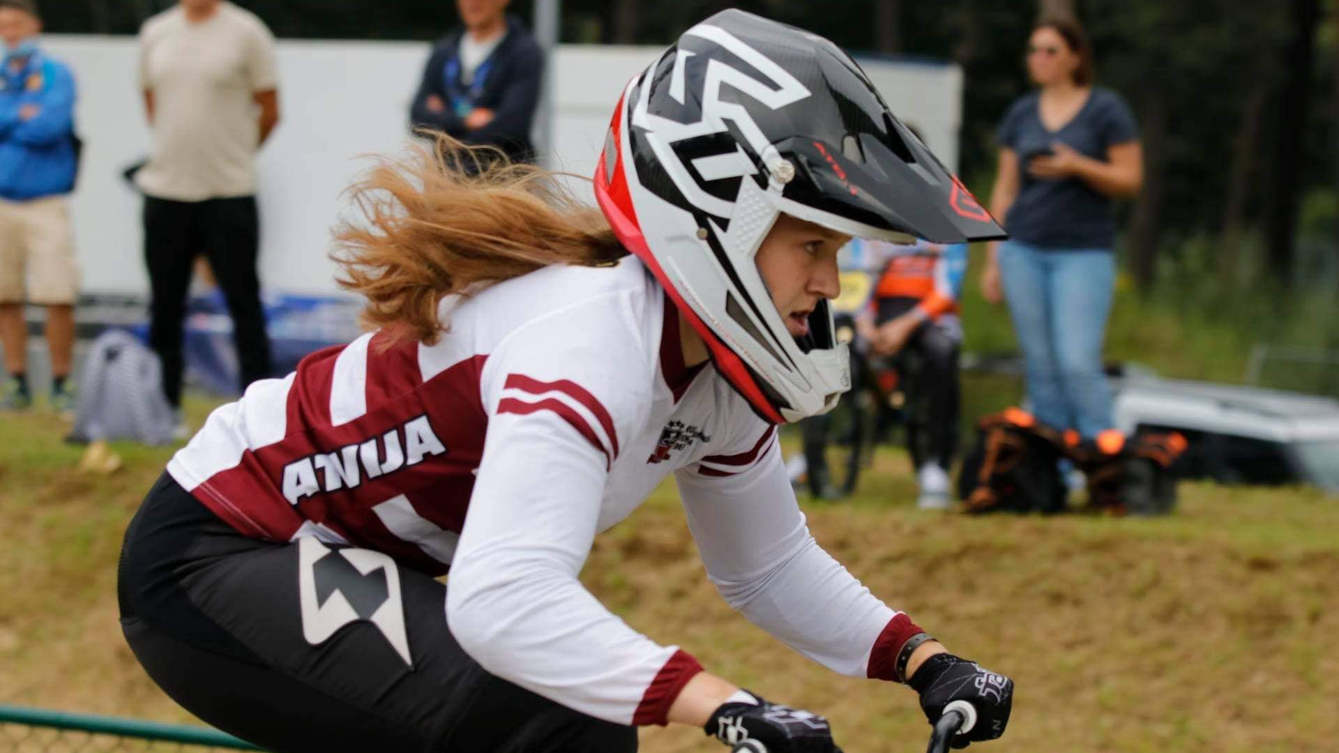 Latvijas BMX sportistiem trīs zelta godalgas Eiropas BMX čempionāta otrajā dienā