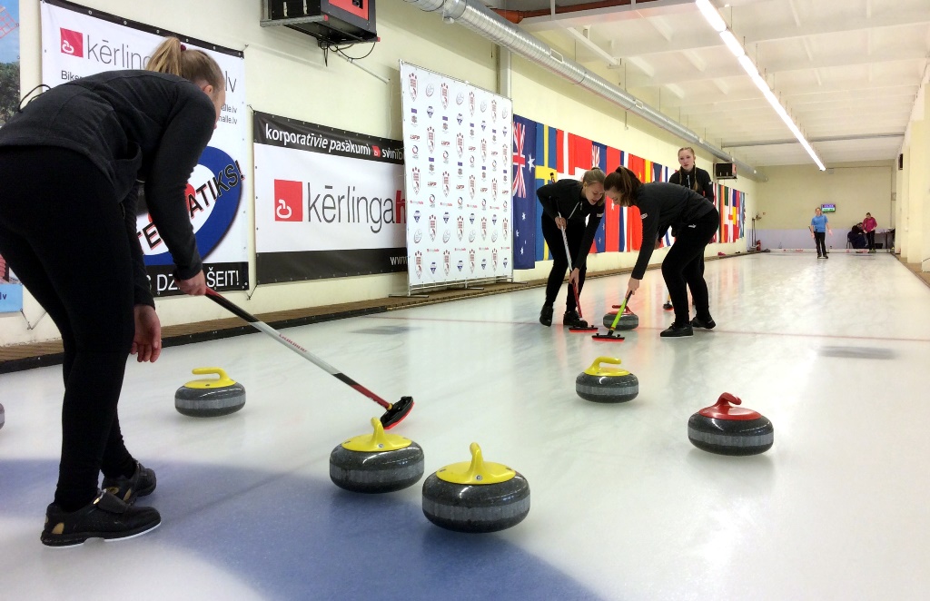 Junioru kērlingisti dosies cīņā par piekto starptautiskā turnīra “Riga Junior Open” titulu