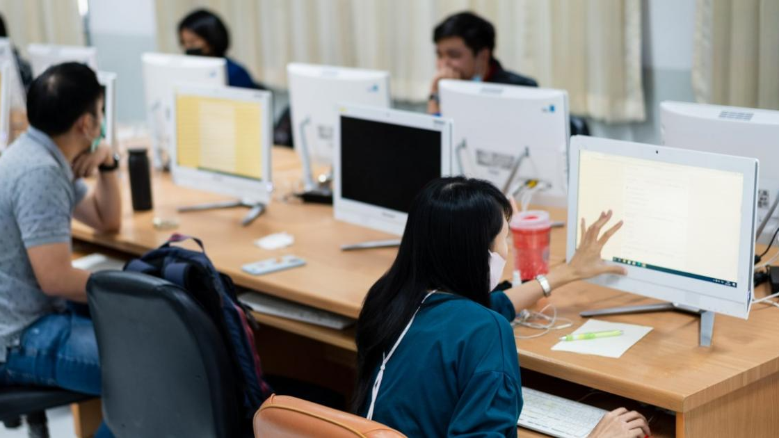 Notiks starptautisks seminārs par atbalsta sniegšanu bēgļiem, īstenojot pieaugušo izglītības projektus