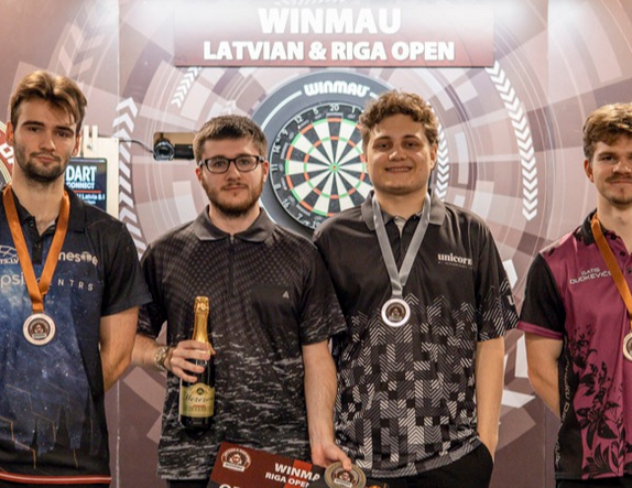 “Riga Open” šautriņu mešanā Latvijai piecas godalgas U23 un U18, Roga atkal ceturtdaļfinālā pieaugušajiem