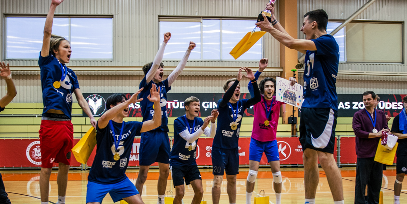 Noslēdzies Rīgas Skolu kauss telpu futbolā