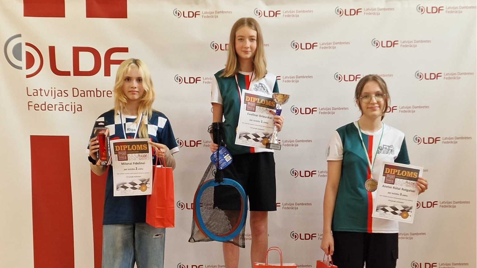 Rīgas čempionātā 100 lauciņu dambretē noskaidroti uzvarētāji