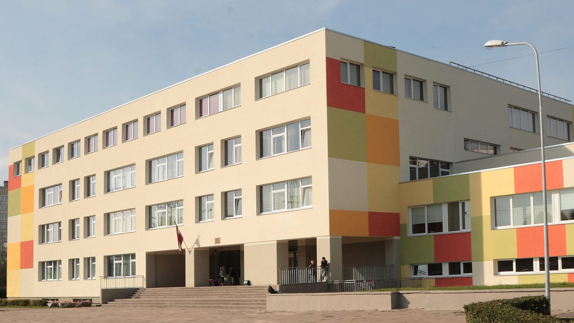 Brīvas vietas Rīgas 94.vidusskolas pirmsskolas grupās 