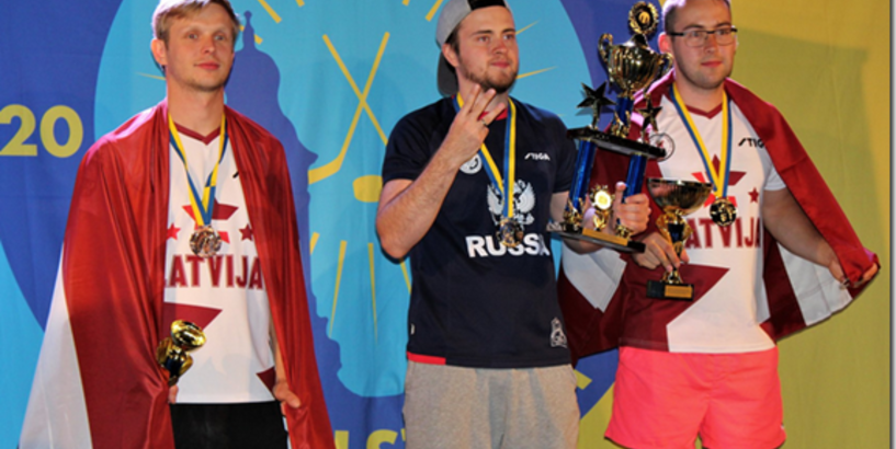 Latvijas galda hokejistu starts Zviedrijā