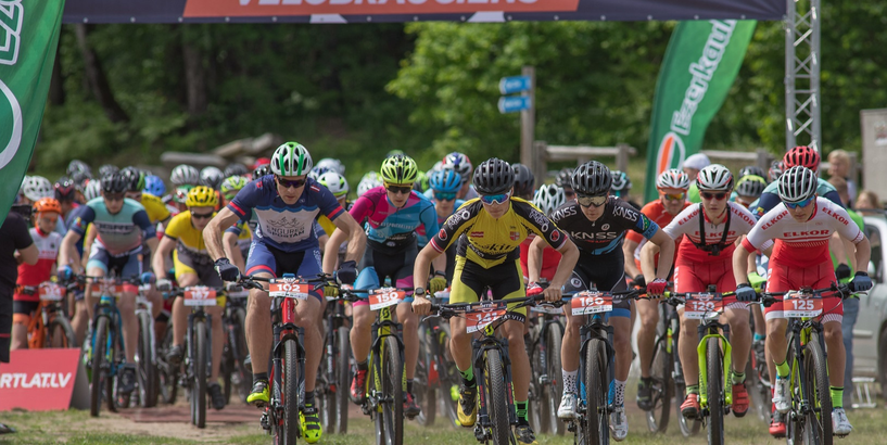  Rīdziniekiem godalgotas vietas Ikšķiles MTB velobraucienā