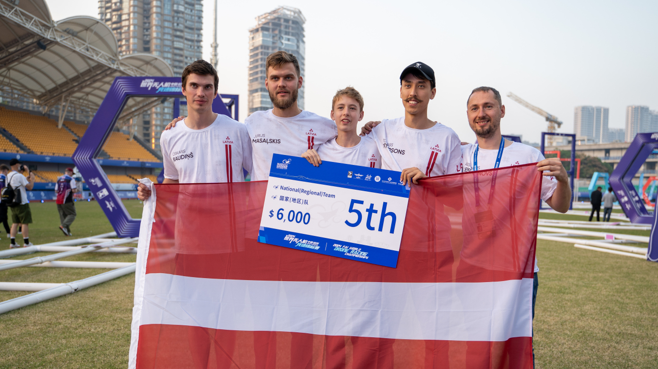 Latvijas izlase "Sporta Dronu pasaules čempionātā 2024" iegūst 2. vietu