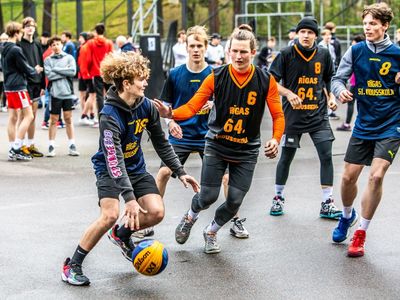 24RigasSkolenuSportaSpelesBasketbola3x3-120.jpg