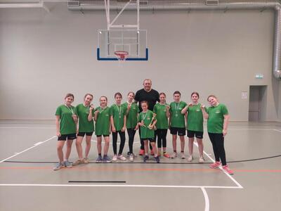 Sarkandaugavas psk. meit..jpg