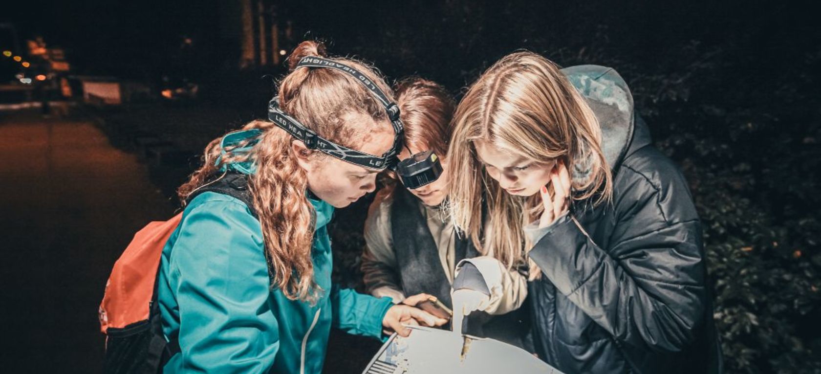 20 pilsētās ir aizvadīta Latvijas orientēšanās nakts