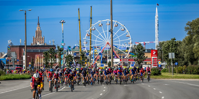 Lieliskos laika apstākļos aizvadīts tradicionālais “Toyota” Rīgas velomaratons